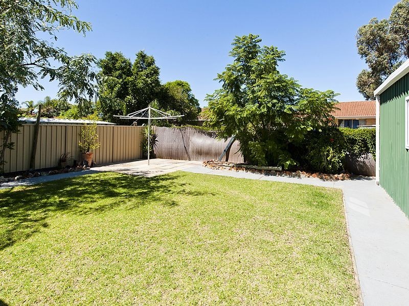 14 Rosella Place, Gosnells WA 6110