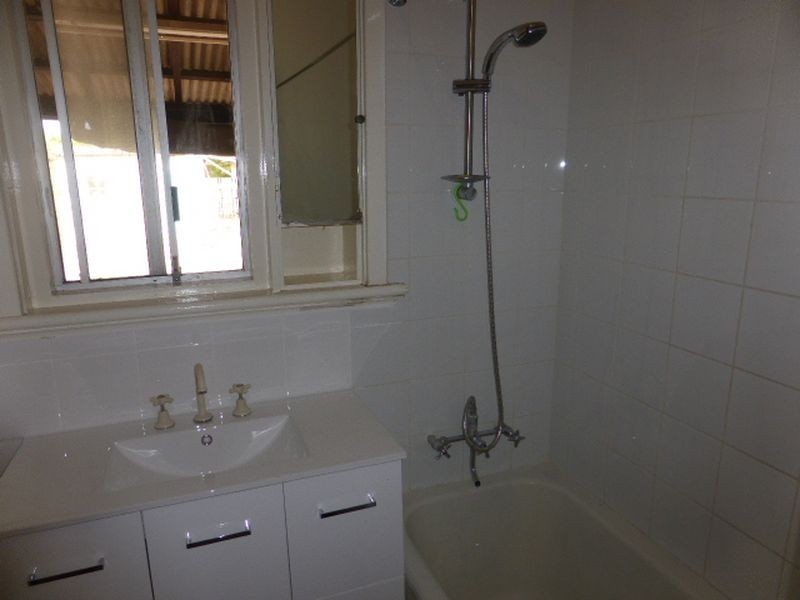 40 Berehaven Avenue, Thornlie WA 6108