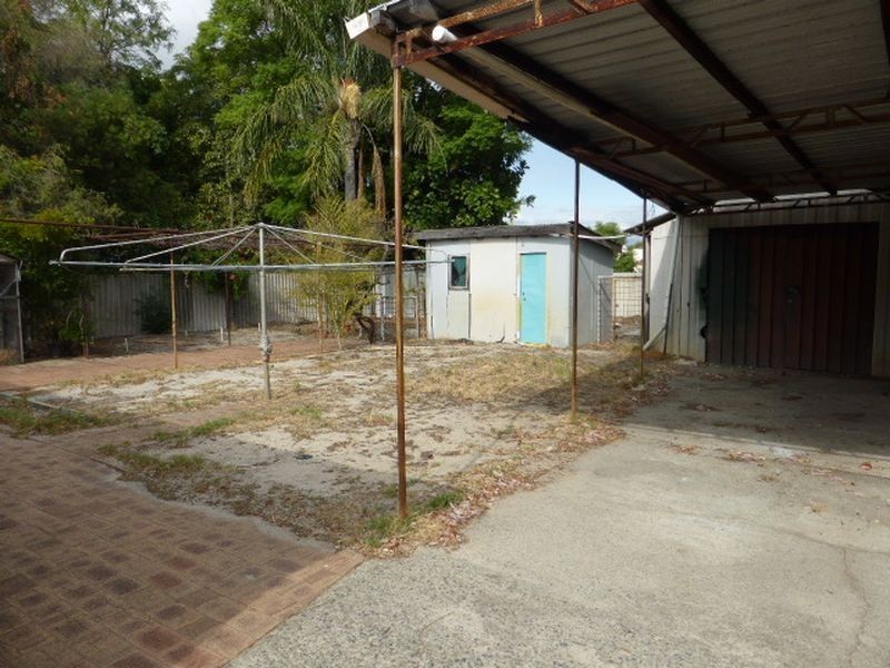 40 Berehaven Avenue, Thornlie WA 6108