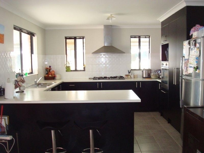 27 Bridal Crescent, Kenwick WA 6107