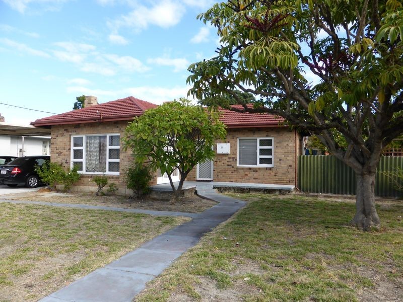 35 Thornlie Avenue, Thornlie WA 6108