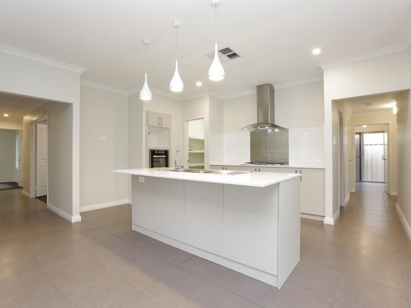 18B Wicklow Street, Thornlie WA 6108