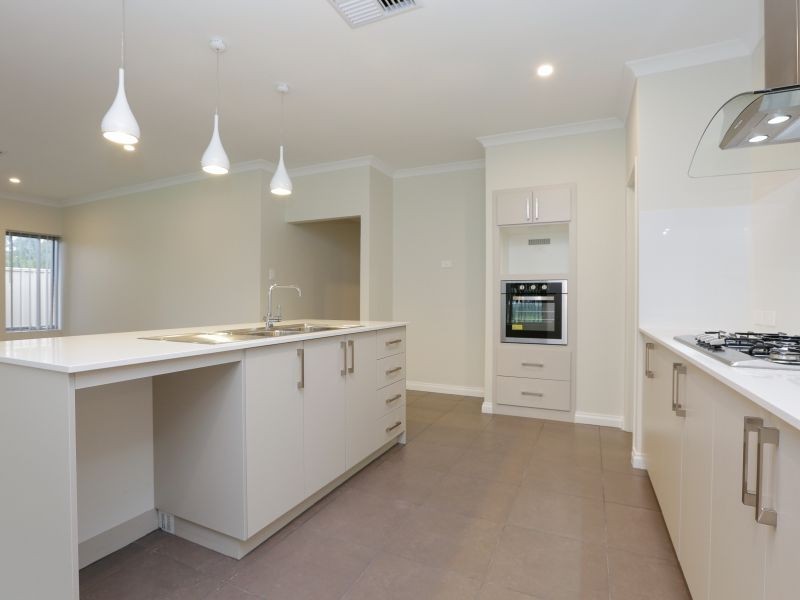 18B Wicklow Street, Thornlie WA 6108