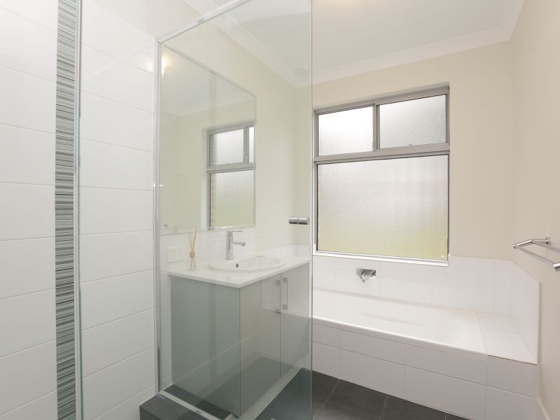 18B Wicklow Street, Thornlie WA 6108