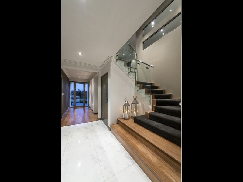 6 Flowerfield Loop, Southern River WA 6110