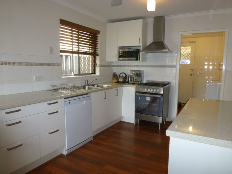 33 Currawong Way, Thornlie WA 6108