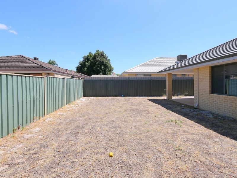 10 Jinan Road, Huntingdale WA 6110