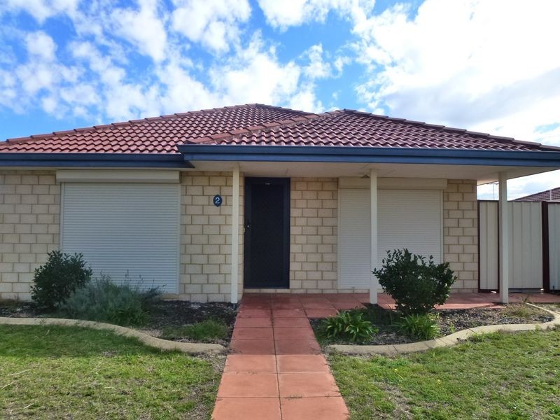 2 Hotham Way, Gosnells WA 6110