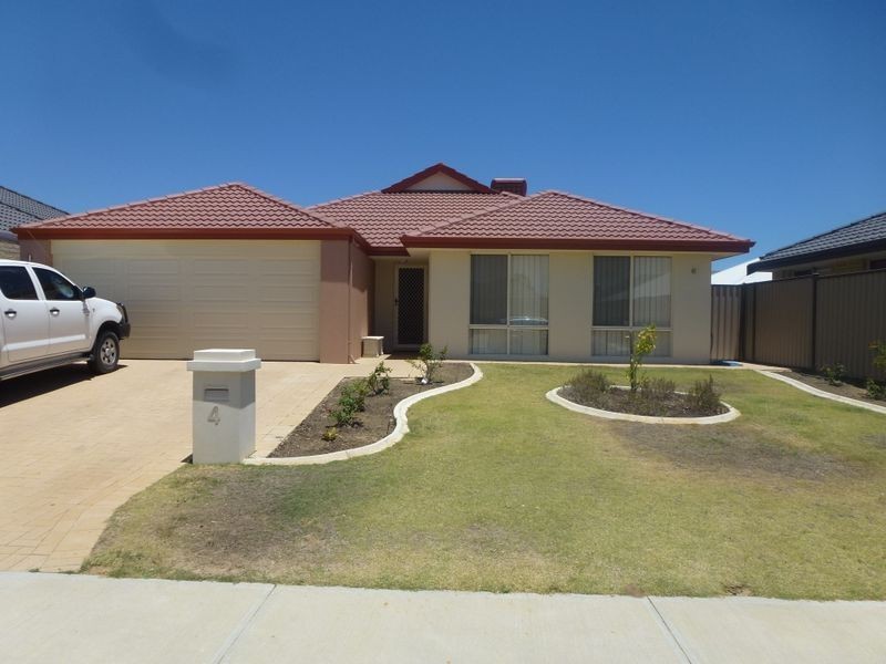 4 Kildare Way, Southern River WA 6110