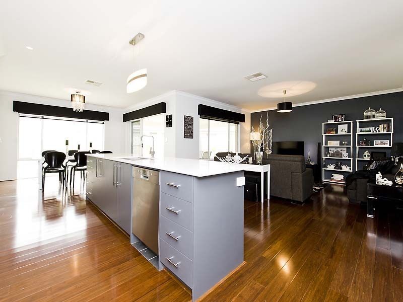 2 Loseto Link, Piara Waters WA 6112