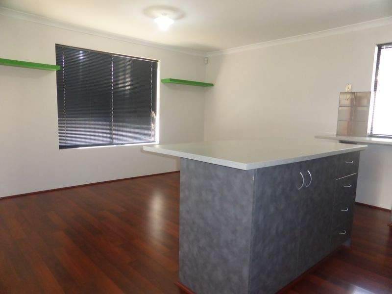 6 Archdale Loop, Piara Waters WA 6112