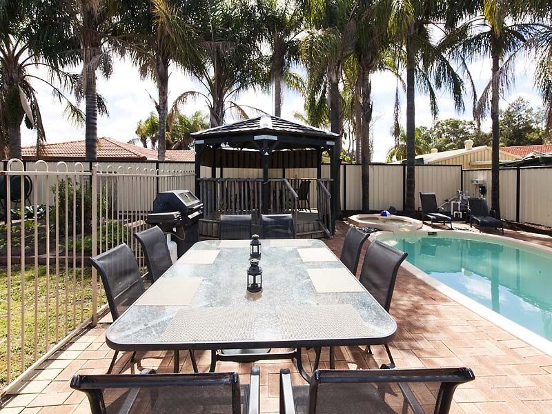 38 Chevalier Way, Thornlie WA 6108