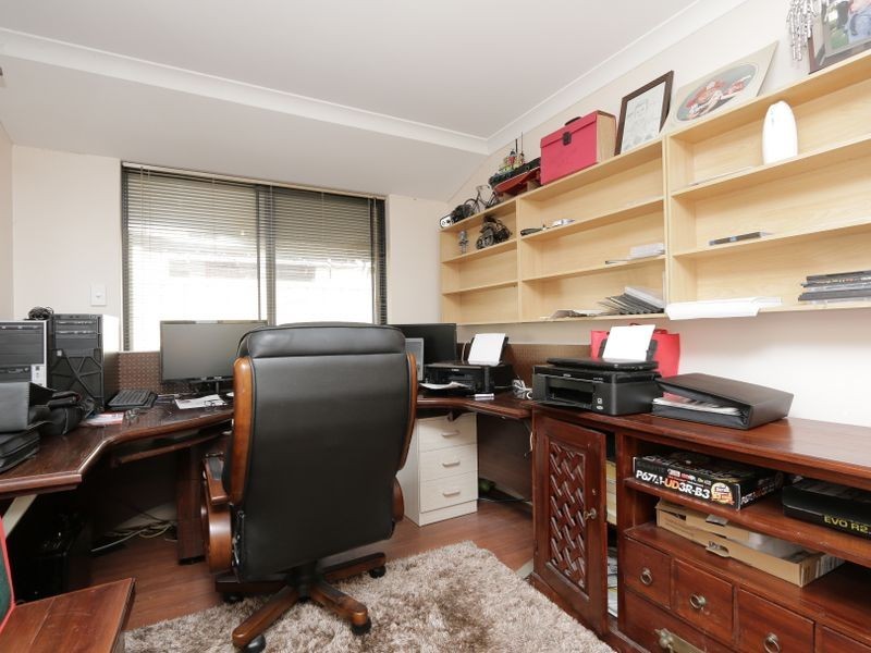120 Shreeve Road, Canning Vale WA 6155