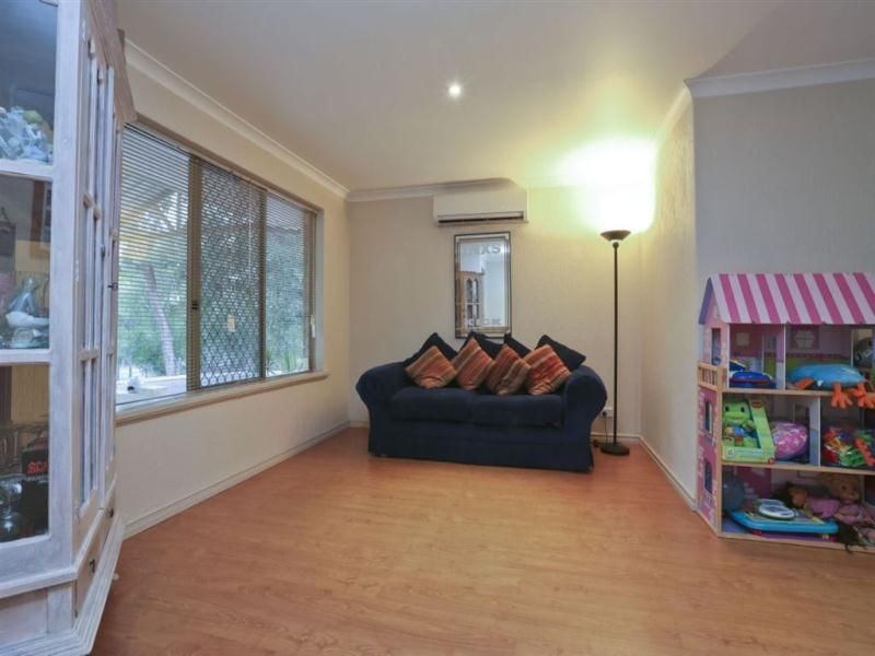 52 Silversmith Street, Wellard WA 6170