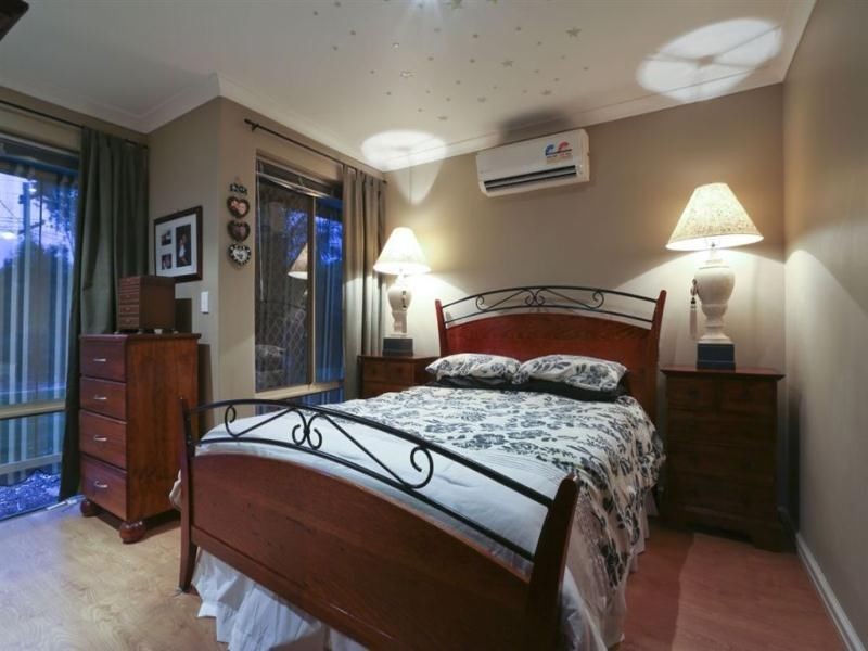 52 Silversmith Street, Wellard WA 6170