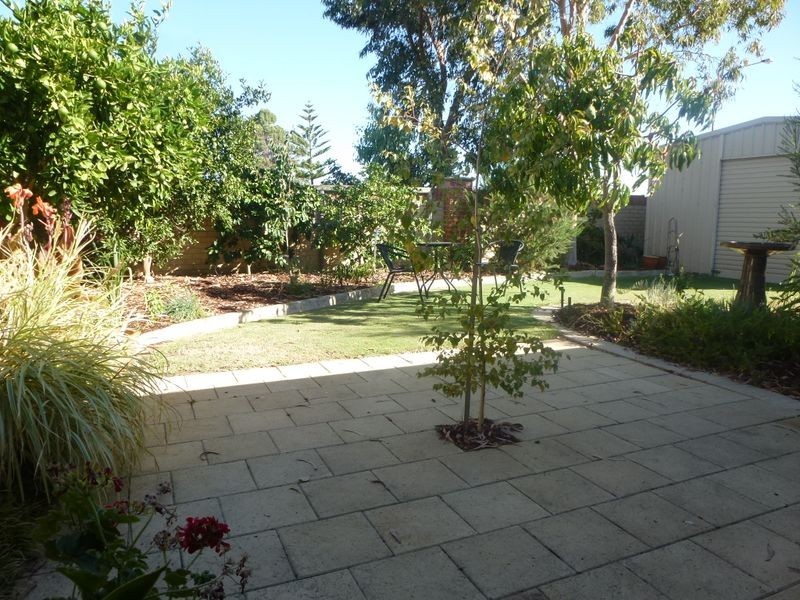 39 Lydiard Retreat, Canning Vale WA 6155