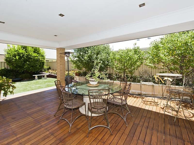 33 Splendid Gardens, Harrisdale WA 6112