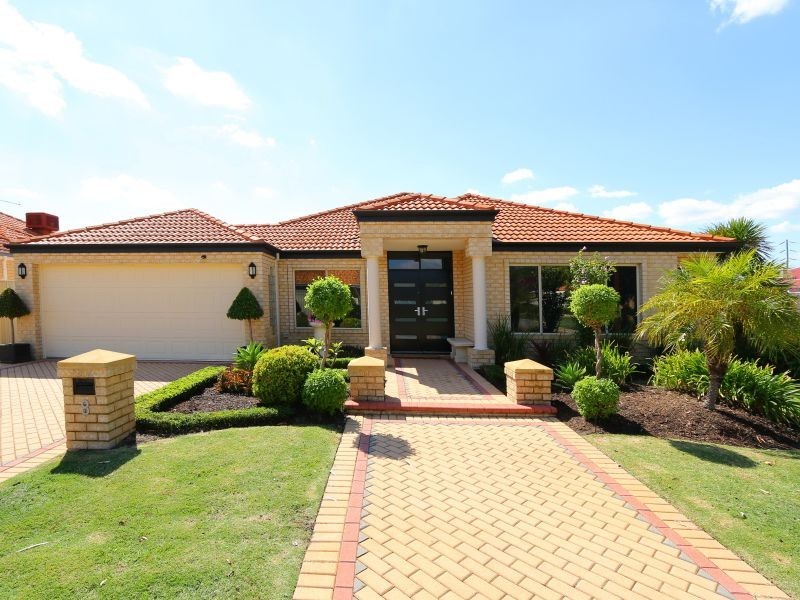 8 Longleat Street, Canning Vale WA 6155