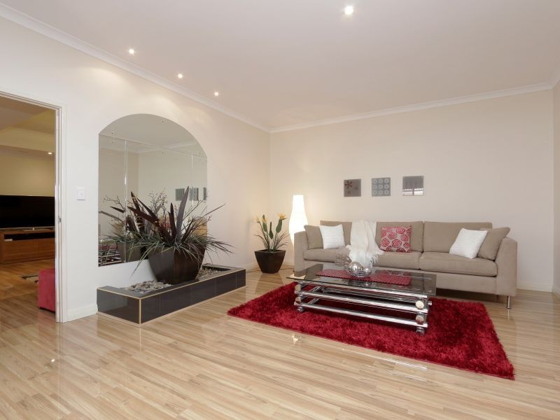 8 Longleat Street, Canning Vale WA 6155