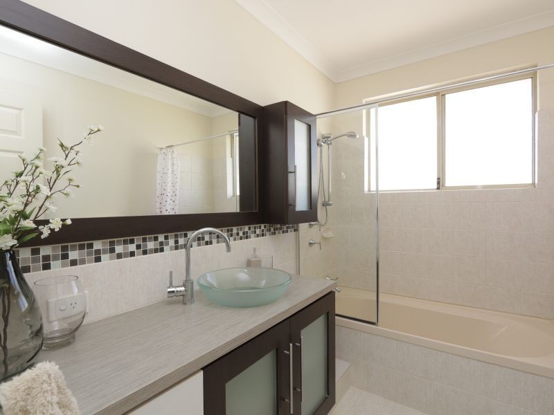 8 Longleat Street, Canning Vale WA 6155