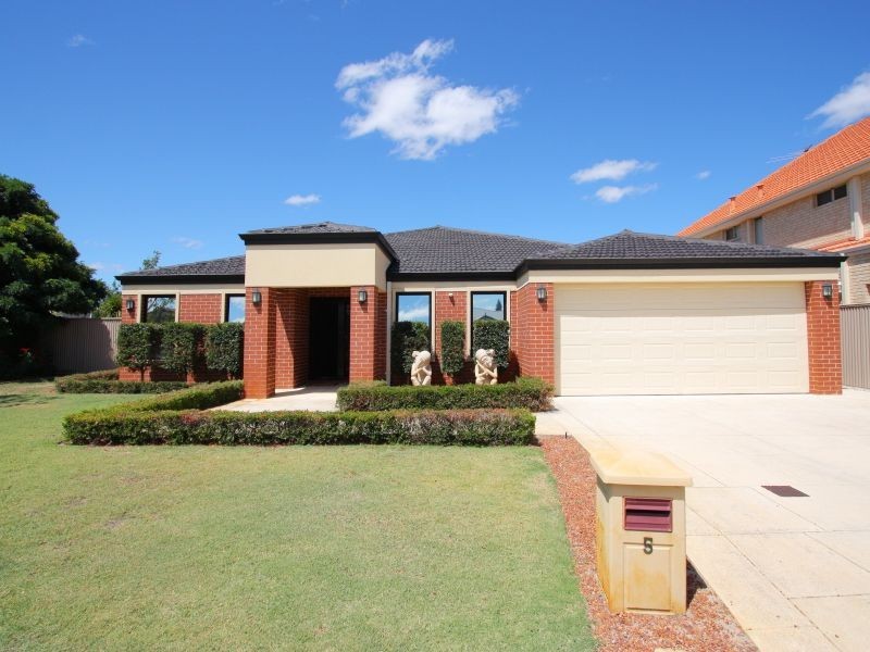 5 Verde Road, Southern River WA 6110