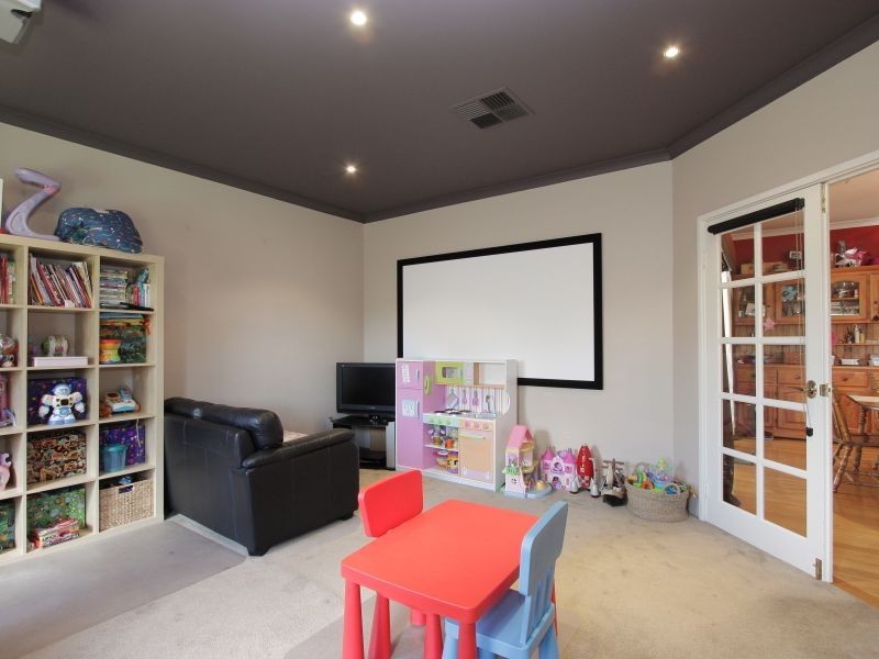 5 Verde Road, Southern River WA 6110