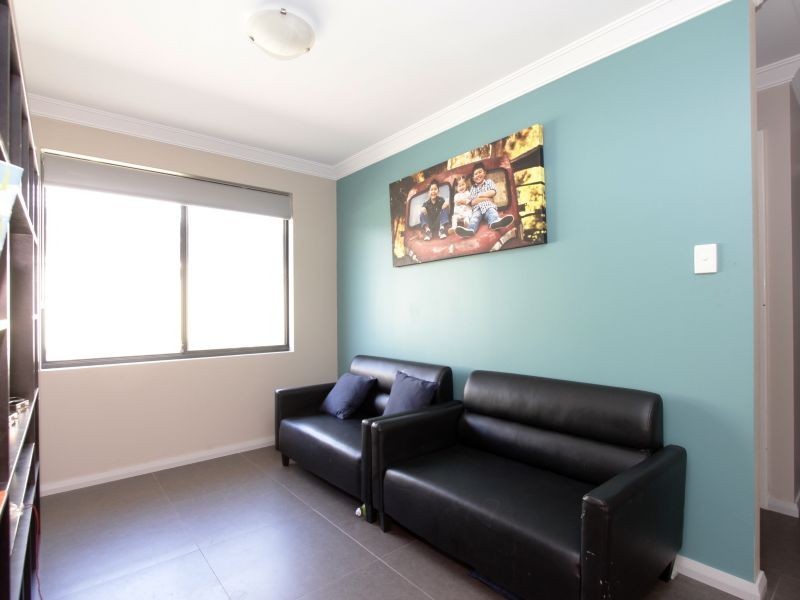 28 Crested Turn, Harrisdale WA 6112