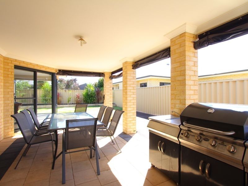 28 Crested Turn, Harrisdale WA 6112