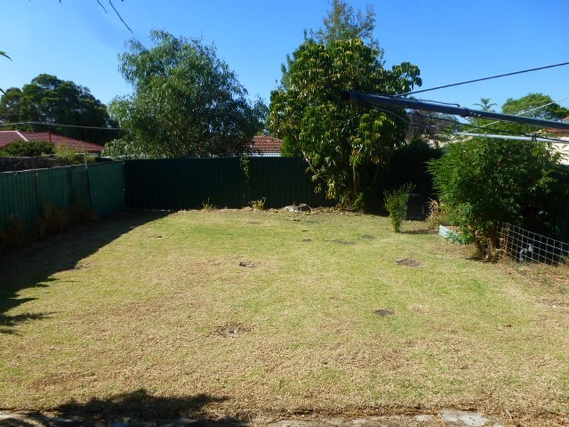 61A Lester Drive, Thornlie WA 6108
