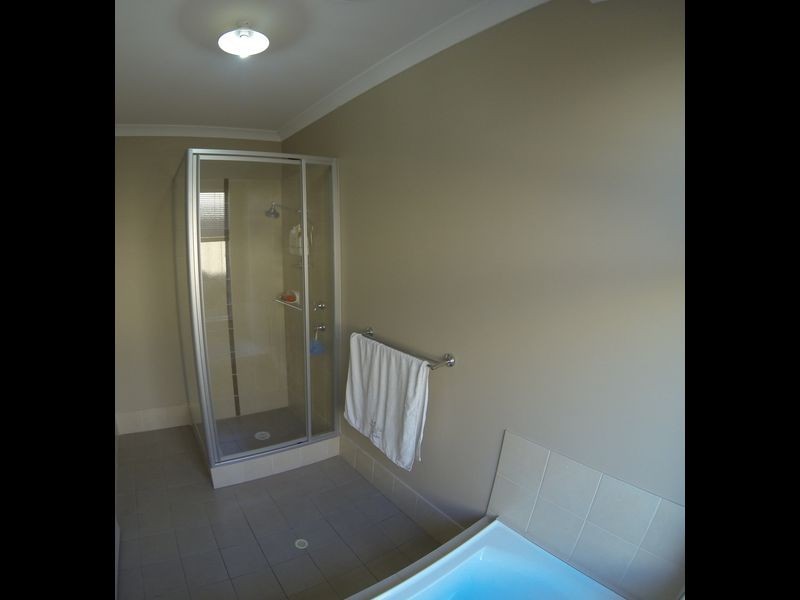 27 Passendale Crescent, Piara Waters WA 6112