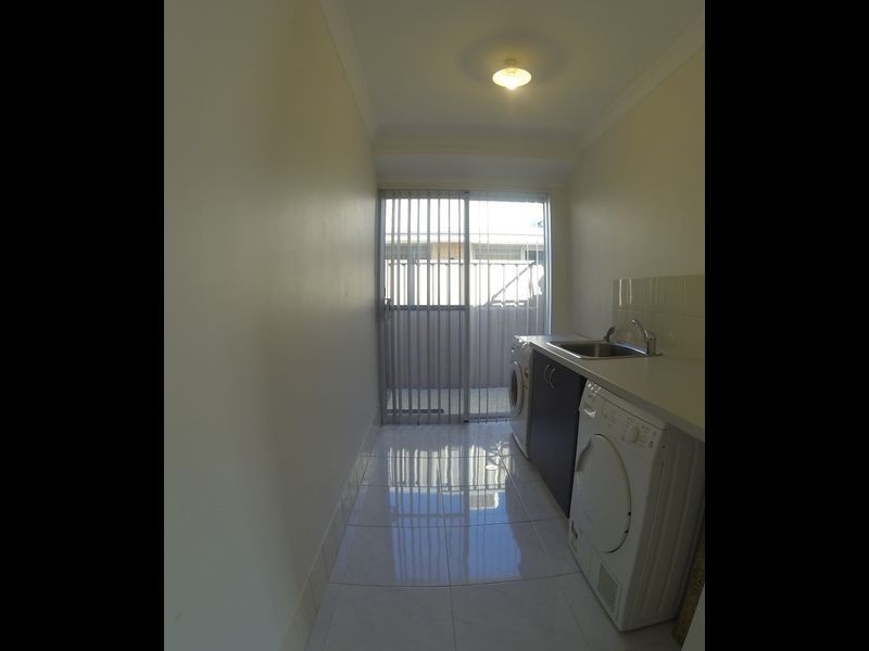 27 Passendale Crescent, Piara Waters WA 6112