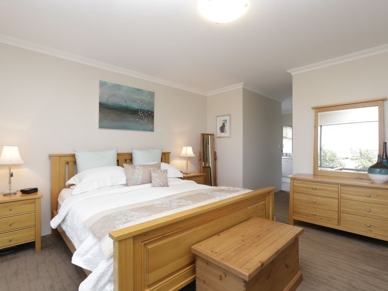27 Linkwater Pass, Southern River WA 6110