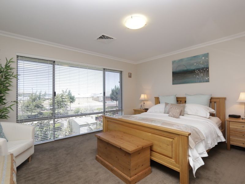 27 Linkwater Pass, Southern River WA 6110