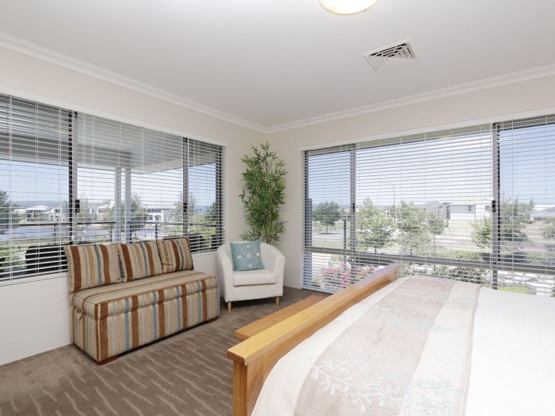 27 Linkwater Pass, Southern River WA 6110