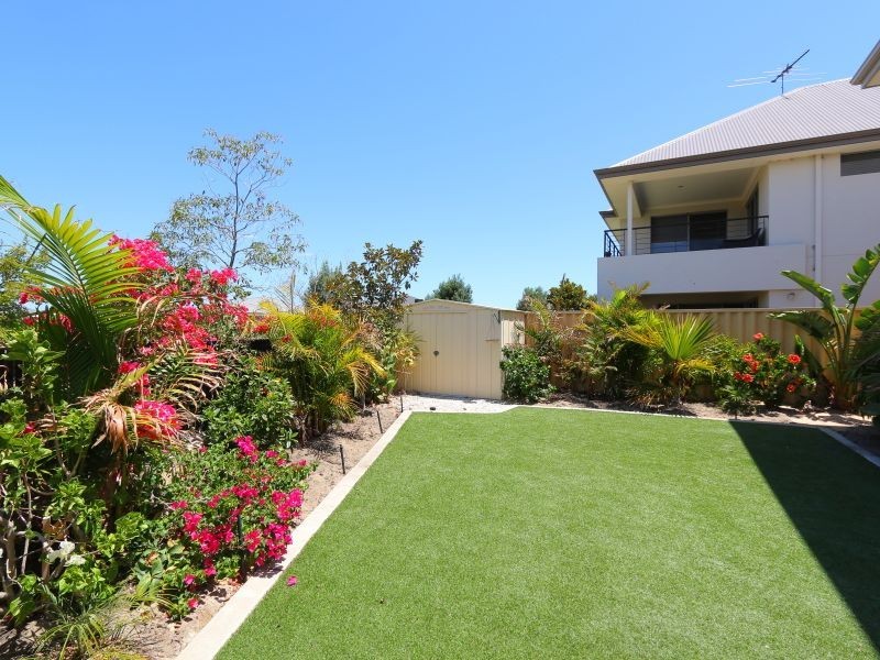 27 Linkwater Pass, Southern River WA 6110