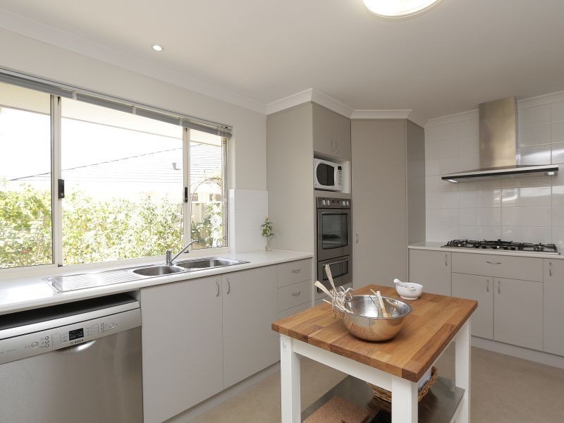 24 Shelduck Bend, Harrisdale WA 6112