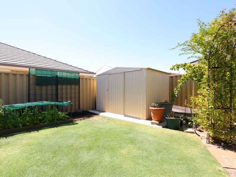 24 Shelduck Bend, Harrisdale WA 6112