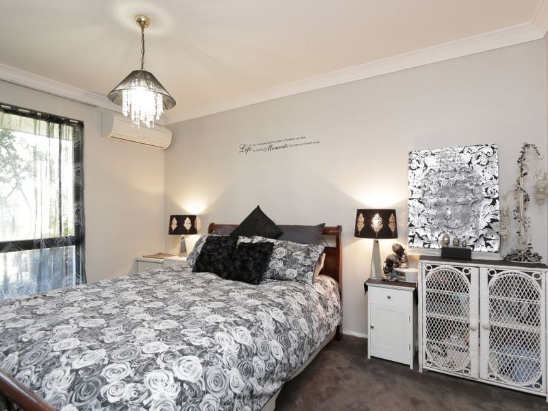 67 Hume Road, Thornlie WA 6108