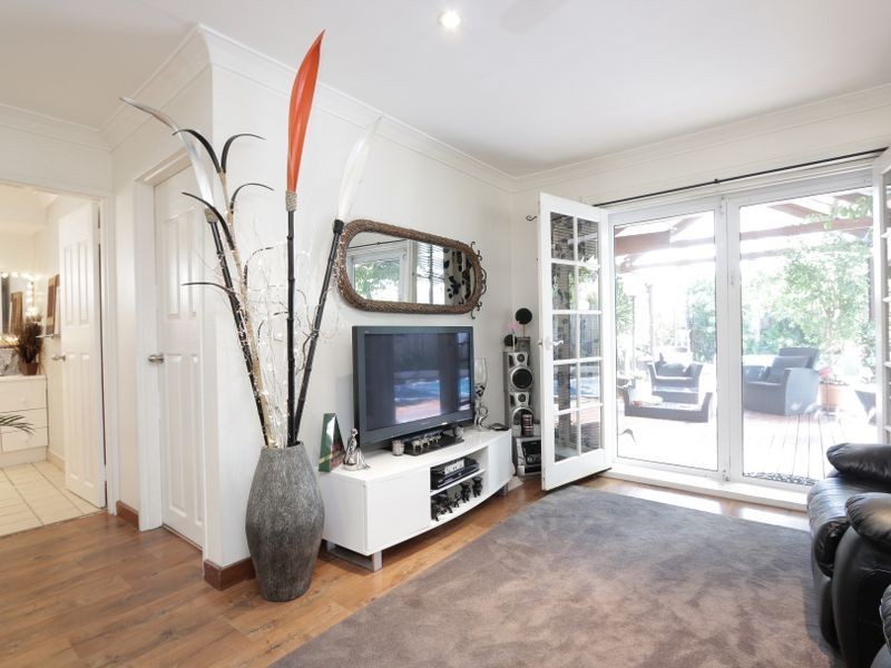 67 Hume Road, Thornlie WA 6108