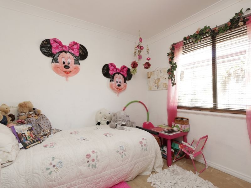 67 Hume Road, Thornlie WA 6108