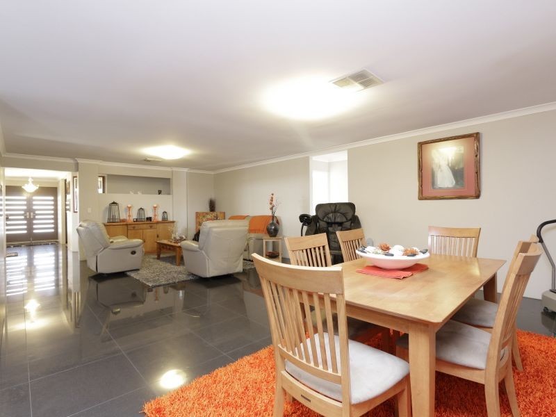 26 Shelduck Bend, Harrisdale WA 6112