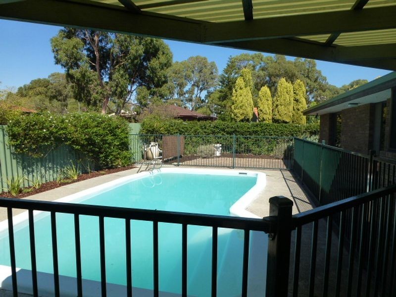 5 Griffith Way, Thornlie WA 6108