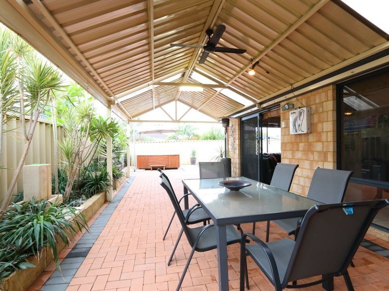 24 Amherst Road, Canning Vale WA 6155