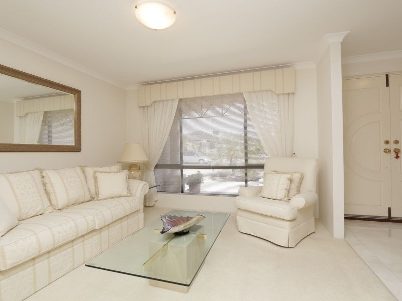 34 Ashridge Turn, Canning Vale WA 6155