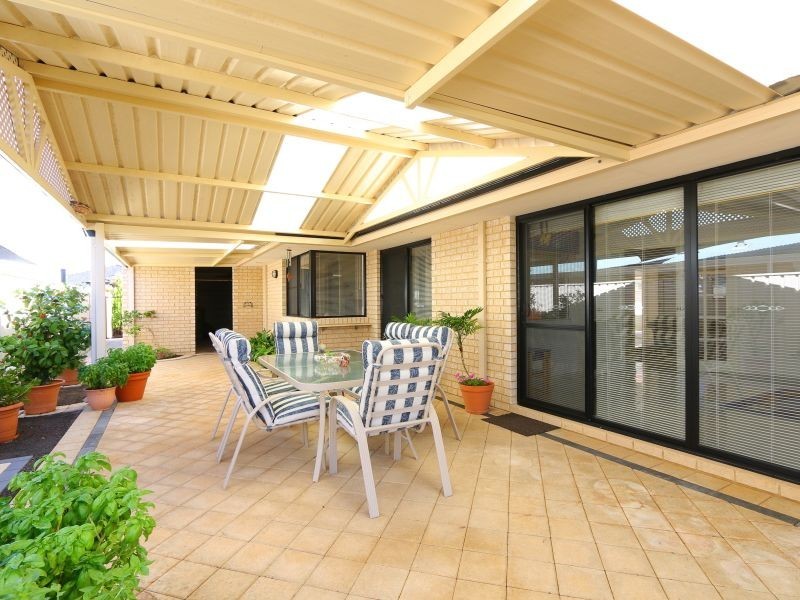 34 Ashridge Turn, Canning Vale WA 6155