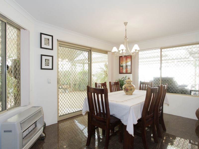 12 Windsor Drive, Gosnells WA 6110