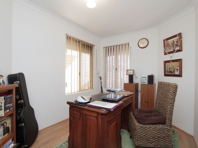 12 Windsor Drive, Gosnells WA 6110