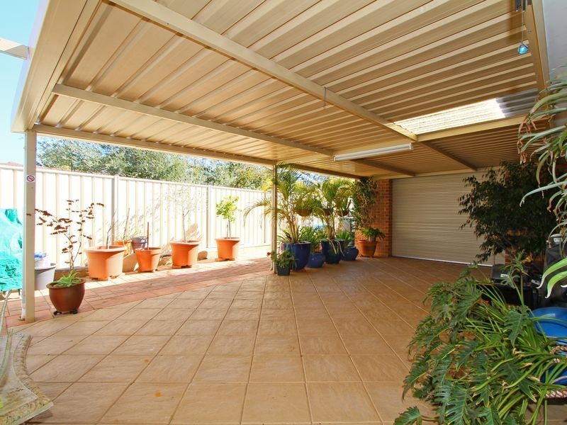 12 Windsor Drive, Gosnells WA 6110