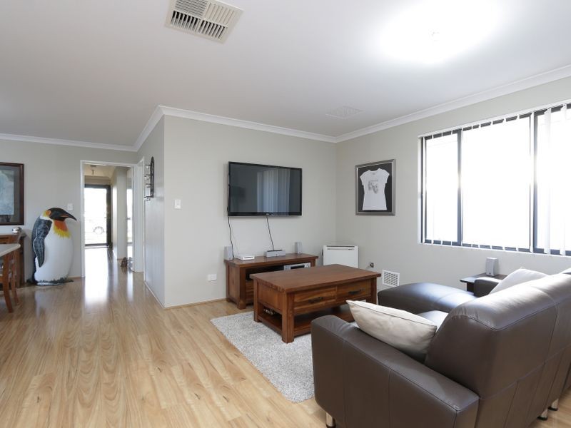 28 Figbird Way, Southern River WA 6110