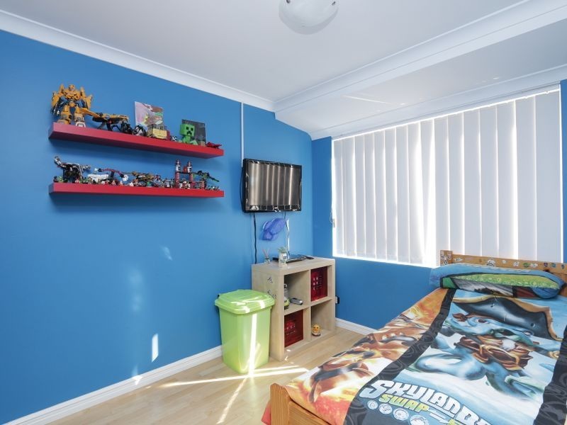 12 Alpina Bend, Canning Vale WA 6155